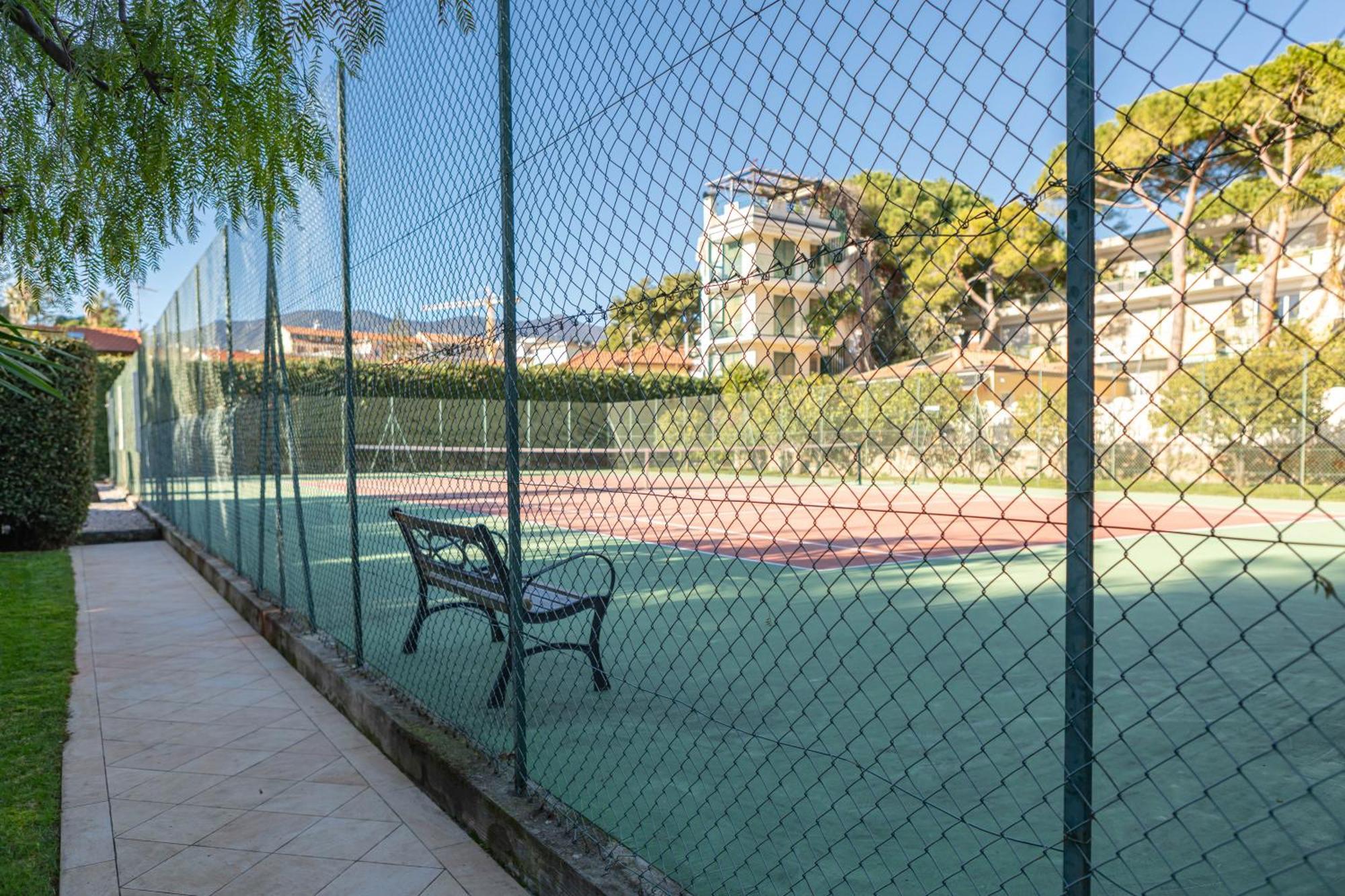 H11 Giada Piscina - Tennis - Parcheggio
